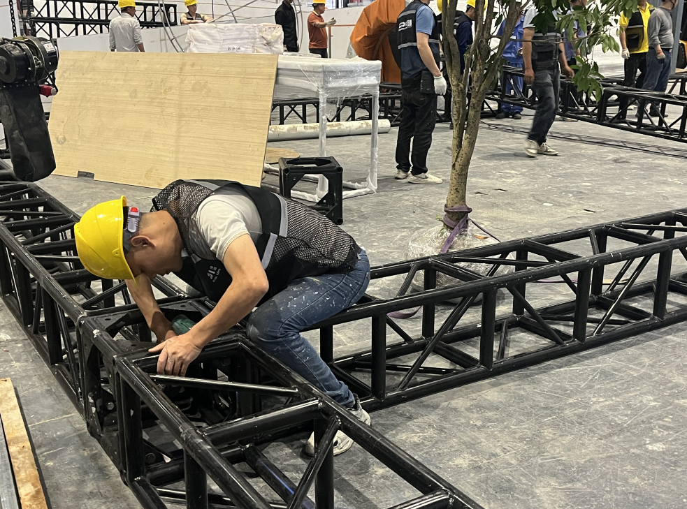 如何預防展臺坍塌?專業展覽展會搭建公司為您提供建議